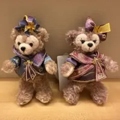 ●新品●TDR 40周年記念ダッフィー&シェリーメイ ぬいぐるみバッジ2個セット