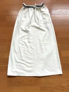 【難あり‼︎】ロングスカート　ホワイト系　フリー