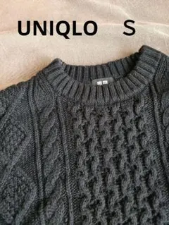 UNIQLO　ニット