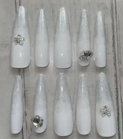 ホワイトシルバーグラデーションネイルチップ