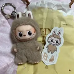 ラブブ　イニシャル　Ｂ　ポップマート