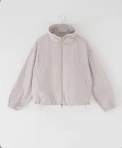 新品未使用　HERNO ヘルノ　ナイロンブルゾンのサムネイル