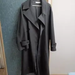 ウィムのトレンチコート