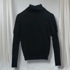 ナチュラルビューティーベーシック 黒タートル M パフ袖 ニット セーター 無地