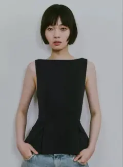 2026年最新】zara ペプラムトップスの人気アイテム - メルカリ