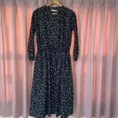 花柄ワンピース