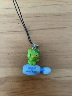 ROUND1 ラウンドワン ハローキティ　ストラッピン　コラボストラップ