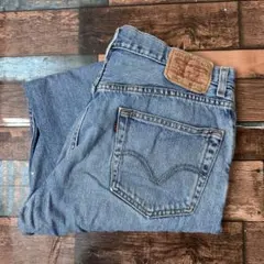 ビンテージ　古着　リーバイス550 バギー　デニムジーンズ　W34L32