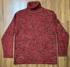 レディースタートルネックニット /ラメ入りレッド系/美品