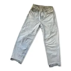 ZARA ライトブルーストレートレッグデニム