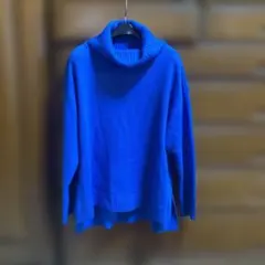 青色タートルネックセーター Fサイズ