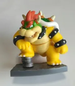 スーパーマリオ　クッパフィギュア