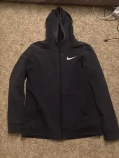 Nike フルジップパーカー