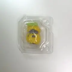 シルバニアファミリー　赤ちゃんフルーツパーティー　ペルシャネコの小さい赤ちゃん