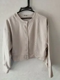 earth 　クロップドカーディガン　　Fサイズ