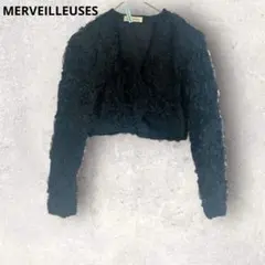 ノーカラージャケット　ショート丈　花装飾風　黒　M 上品　セレモニー　無地