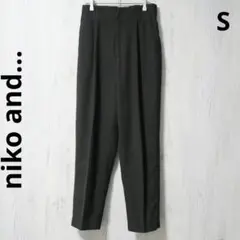 ニコアンド スラックスパンツ ダークグレー テーパード ウエストゴム シンプル