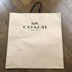 COACH ロゴ入り 大きな紙袋