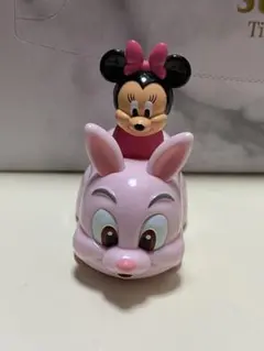ディズニー　カプセルトイ　ミニーマウス