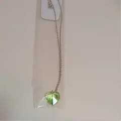スワロフスキーペンダント（ライムグリーン）