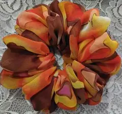 シュシュ⭐ハンドメイド