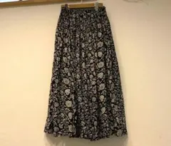 極美品✨北欧暮らしの道具店 Soi-e ソワ 花柄 コットンスカート - メルカリ
