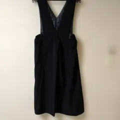 アースアンドエコロジーのエプロンドレス