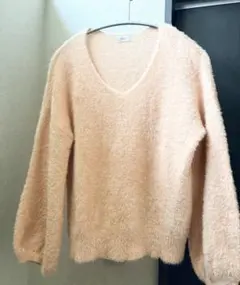 【美品】flower Vネック シャギーニット ピンクのサムネイル