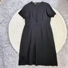 半袖ブラックフォーマルワンピース 礼服 冠婚葬祭 センタープリーツ