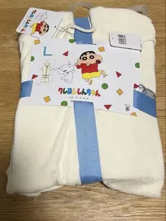 クレヨンしんちゃん シロ　フード付き衣類 Lサイズ クリーム色　部屋着