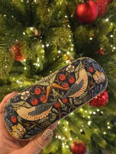 Item thumbnail for item 27cbcb2a-374f-4a6f-861b-d80db1c0e541