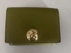 CHARLES & KEITH 三つ折り財布 オリーブグリーン