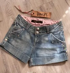 YANUK デニムショートパンツ26のサムネイル