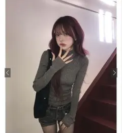 グレー タートルネック リブ編み セーター