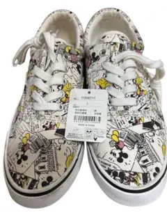 新品未使用品　Disneyミッキーマウス カジュアルスニーカー L 24.5cm