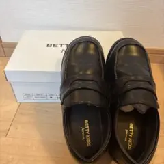 BETTY KIDS フォーマルシューズ 23.0cm 黒