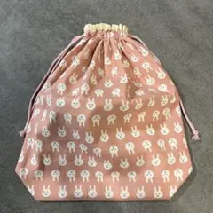 ウサギ柄の巾着袋　裏地付き