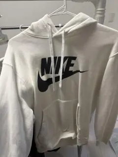 Nike ホワイトパーカー Mサイズ