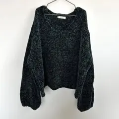 ダークグリーン オーバーサイズニット Vネック　Mサイズ レディース　ゆったり
