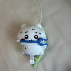 ちいかわ　穴に落ちちゃったマスコット　プライズ