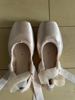 Item thumbnail for item 3ca6b74a-c45e-4f1a-b8c7-9f3915bb970e