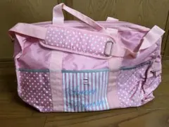 ピンクの水玉模様バッグ