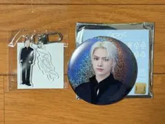 SEVENTEEN NEW_ 缶バッジ　アクリルキーホルダーJUN ジュン