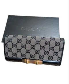 GUCCI GGパターン 長財布 バンブー金具付き