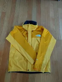 THE NORTH FACE フード付きイエロージャケット