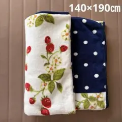 フリース　ブランケット　毛布　いちご柄　シングルサイズ