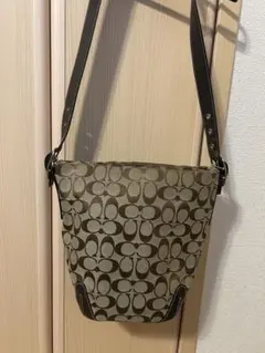 コーチ キャンバス シグネチャー ショルダーバッグ 肩掛け バケツ型