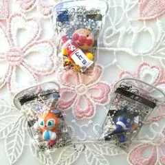 アンパンマン フィギュアストラップ　ドキンちゃん　バイキンマン　3点　ムヒ