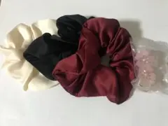 サテンシュシュセット（ホワイト, ブラック, ワインレッド）　さくら