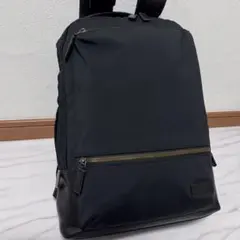 美品✨トゥミ ハリソン ベイツ レザー リュック ビジネスバッグ A4収納